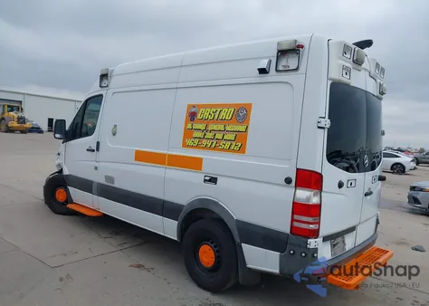 2018 Mercedes-Benz Sprinter 2500 Standard Roof V6 z USA, uszkodzony, nr VIN WD3PE7CD1JP606868